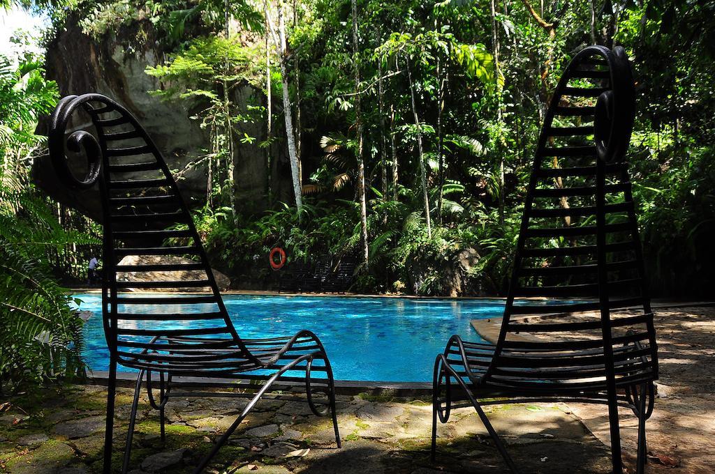 Boulder Garden Hotel Kalawana Ngoại thất bức ảnh